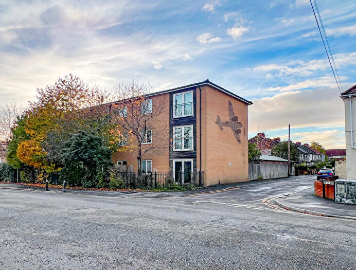 1 Bedroom Apartment For Sale In Filton Avenue, Horfield, Bristol, BS7