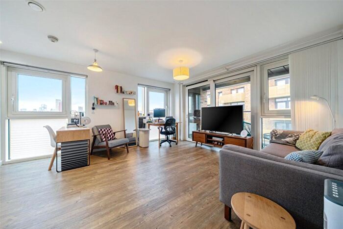 1 Bedroom Apartment For Sale In Bailey Street, Greenland Place, SE8