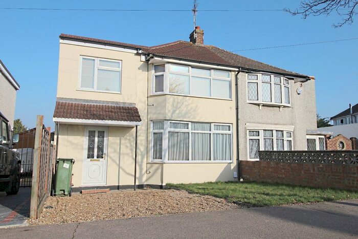 3 Bedroom Semi-Detached House To Rent In Merlin Road North, Welling, DA16