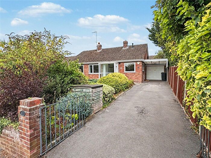 3 Bedroom Bungalow For Sale In Wynnes Close, Sherborne, Dorset, DT9