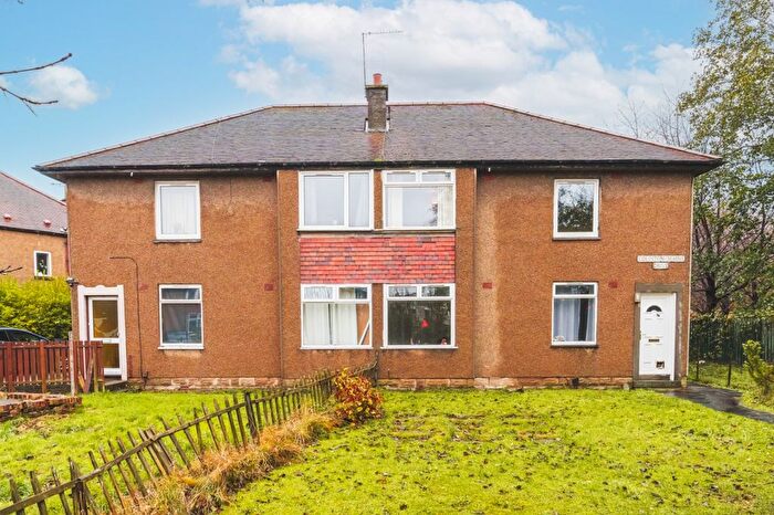 2 Bedroom Flat For Sale In Colinton Mains Drive, Colinton, Edinburgh, EH13