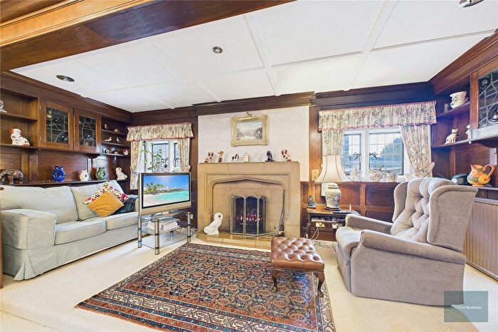 3 Bedroom Semi-Detached House For Sale In Ivywell Road, Sneyd Park, BS9