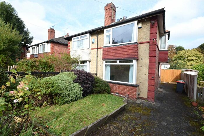 3 Bedroom Semi-Detached House To Rent In Coniston Avenue, Headingley, Leeds, LS6
