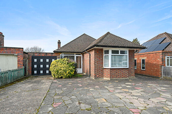 2 Bedroom Bungalow For Sale In Headstone Lane, North Harrow, HA2