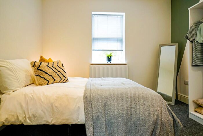 6 Bedroom Flat To Rent In Baggholme Road, Lincoln, LN2