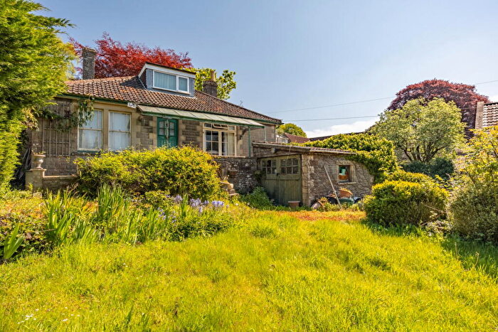 2 Bedroom Detached Bungalow For Sale In Southernwood, Gillets Hill Lane, Temple Cloud, Bristol, BS39