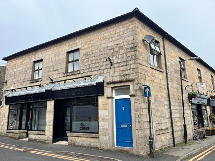 1 Bedroom Flat To Rent In Smithy Street, Ramsbottom, Bury, BL0