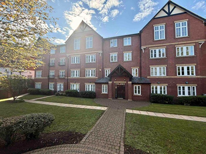 2 Bedroom Flat To Rent In Meadow Court, Edgbaston, B17