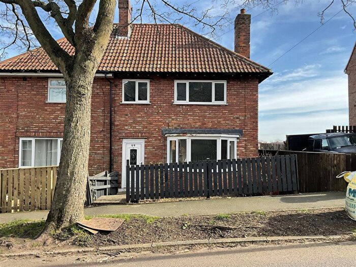 3 Bedroom Property To Rent In St. Leonards Crescent, Scarborough, YO12