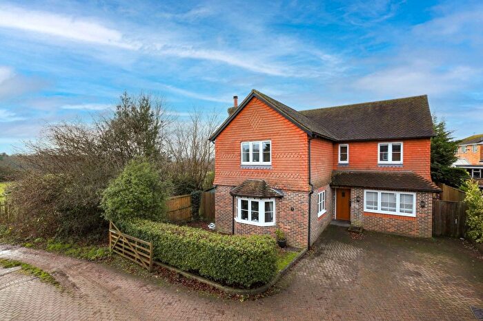 4 Bedroom Detached House For Sale In Framfield, Uckfield, TN22