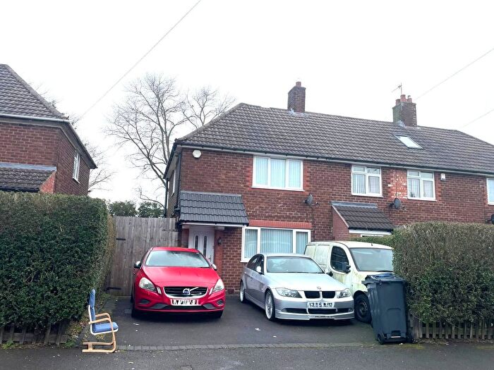3 Bedroom Semi-Detached House To Rent In Cooksey Lane, Birmingham, B44