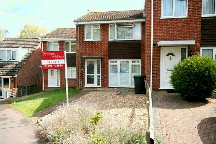 3 Bedroom House To Rent In High Wych Way, Hemel Hempstead, HP2