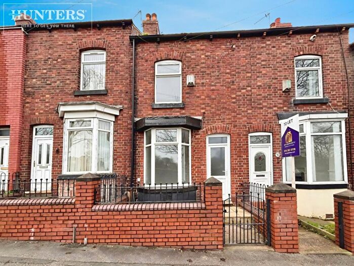 3 Bedroom Terraced House For Sale In Cemetery Road, Barnsley, S70