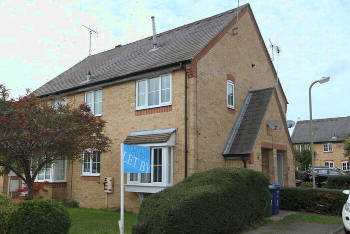 1 Bedroom Semi-Detached House To Rent In Canterbury Close, Banbury, Oxon, OX16