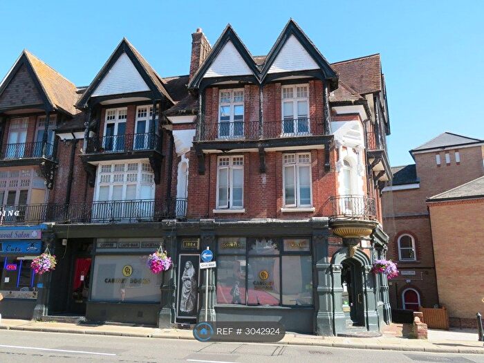 1 Bedroom Flat To Rent In Jewry Street, Winchester, SO23