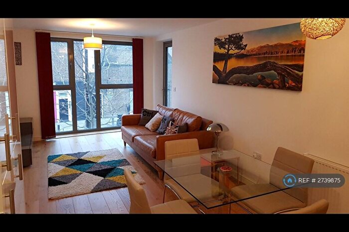 2 Bedroom Flat To Rent In Chesworth Court, London, E1