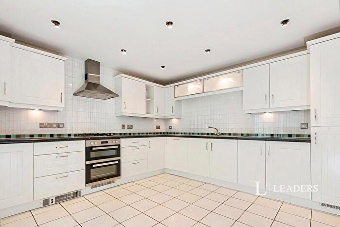 5 Bedroom House To Rent In Hubbard Road, Burton-on-the-Wolds, Loughborough, LE12