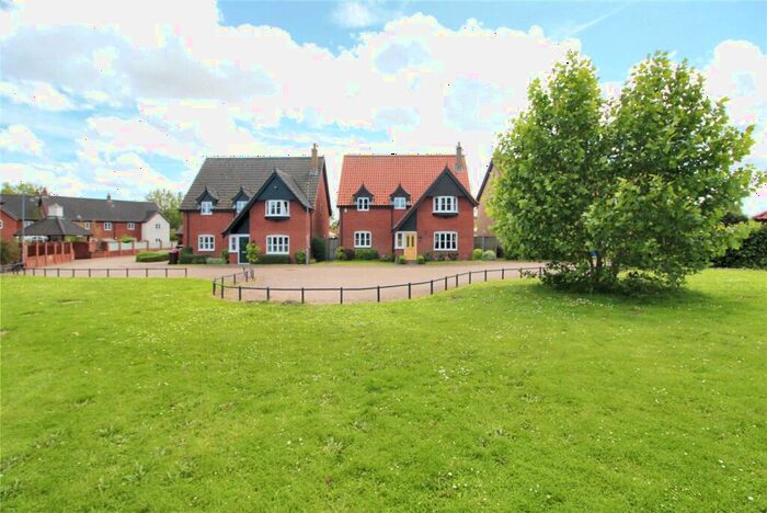 4 Bedroom Detached House To Rent In Mulberry Close, Poringland, Norwich, Norfolk, NR14