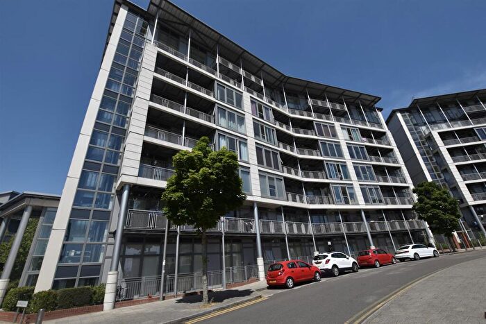 2 Bedroom Apartment To Rent In Longleat Avenue, Birmingham, B15