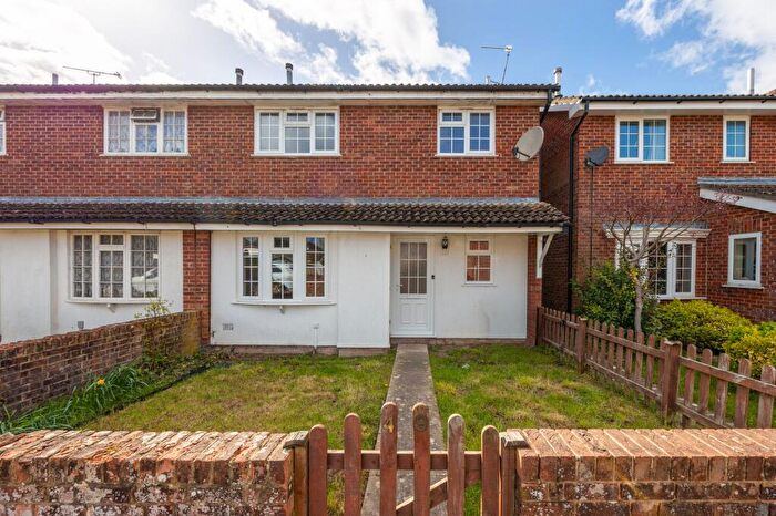 2 Bedroom House To Rent In Garstons Orchard, Wrington, BS40