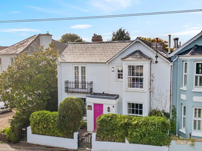 3 Bedroom Semi-Detached House For Sale In Kings Saltern Road, Lymington, SO41