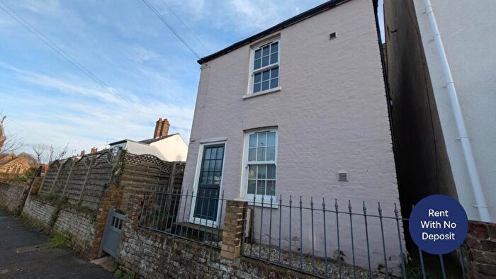 2 Bedroom End Of Terrace House To Rent In Dover Road, Walmer, Deal, Kent, CT14