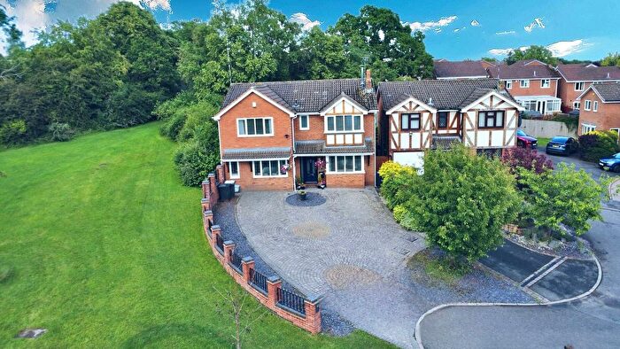 5 Bedroom Detached House For Sale In Chaucer Drive, Galley Common, CV10