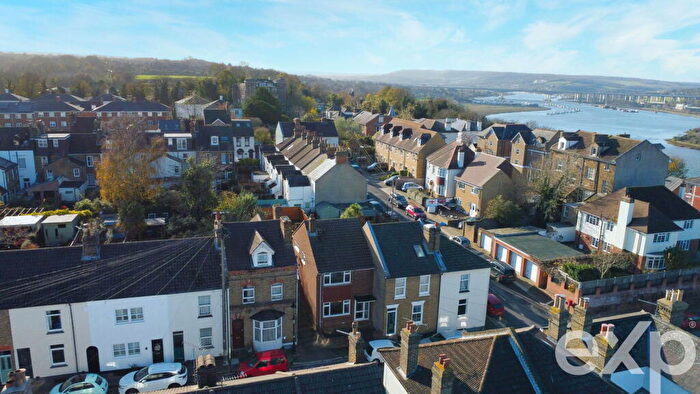 3 Bedroom End Of Terrace House For Sale In Ridley Road, Rochester, ME1