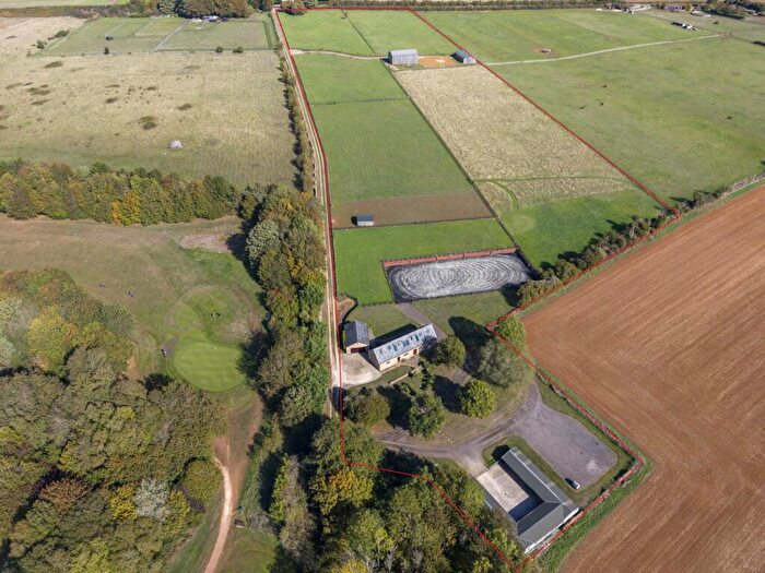 4 Bedroom Detached House For Sale In Chipping Norton Outskirts, OX7