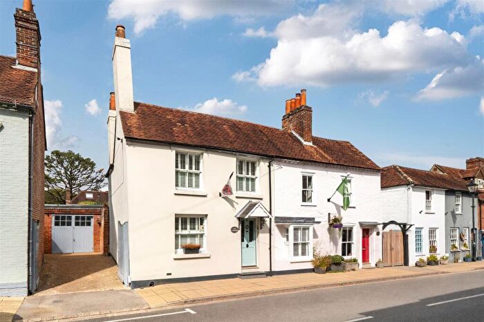 4 Bedroom Semi Detached House For Sale In East Street, Titchfield, PO14