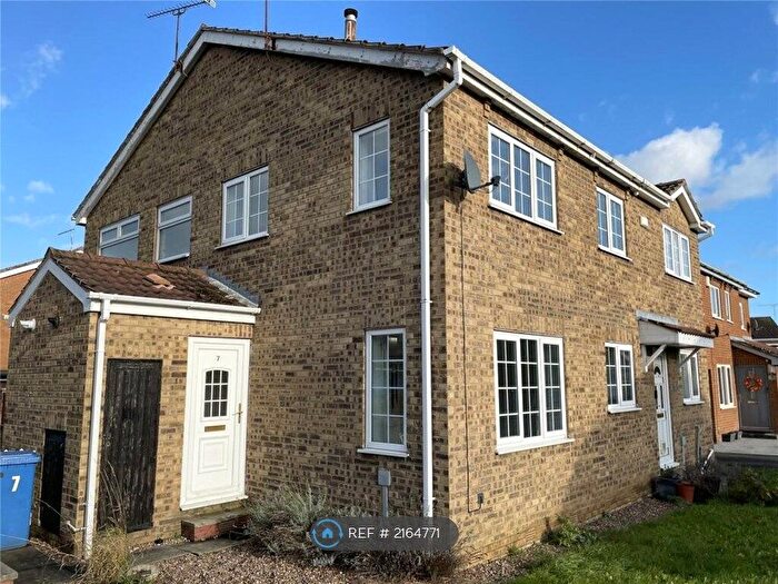 2 Bedroom Terraced House To Rent In Hartland Drive, Sothall, Sheffield, S20