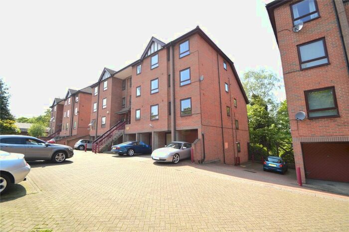 2 Bedroom Flat To Rent In Beechwoods Court, 3 Crystal Palace Parade, London SE19