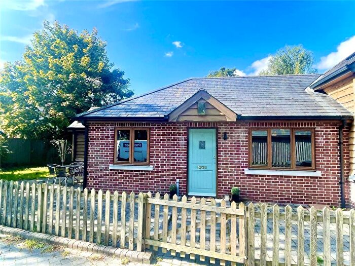 2 Bedroom Semi-Detached Bungalow For Sale In The Retreat, Purewell, Christchurch, BH23