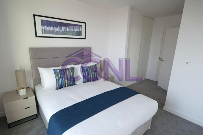 2 Bedroom Flat To Rent In Kingly Building, Woodberry Down, Hackney, London, N4