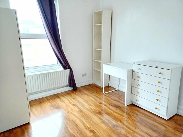 2 Bedroom Flat To Rent In Green Lanes, Stoke Newington, N16