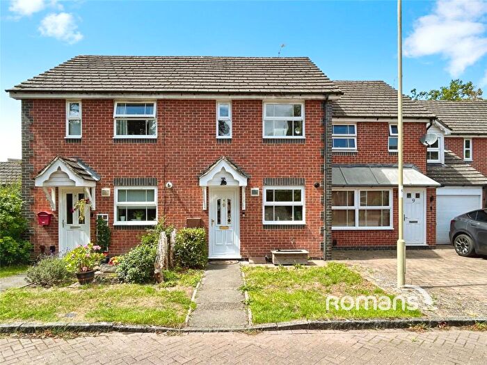 2 Bedroom Terraced House For Sale In Lower Canes, Yateley, Hampshire, GU46