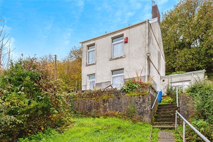 3 Bedroom Detached House For Sale In Waunarlwydd, Swansea, SA5