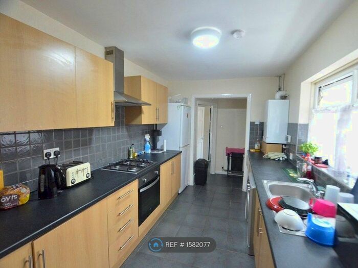 4 Bedroom Terraced House To Rent In Albany Road, Kensington, Liverpool, L7