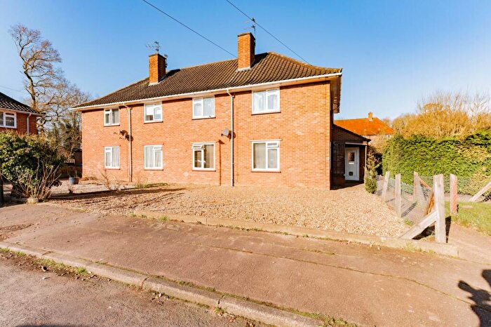 2 Bedroom Apartment To Rent In Rolleston Close, Norwich, NR5