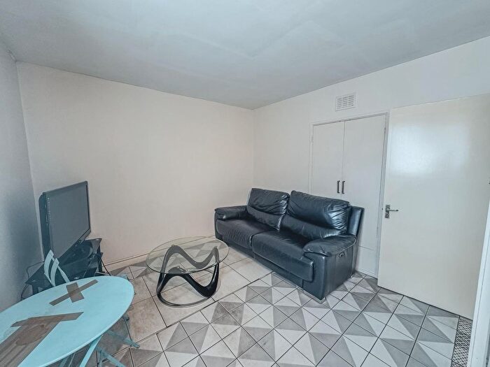 1 Bedroom Flat To Rent In Mona Rd, SE15
