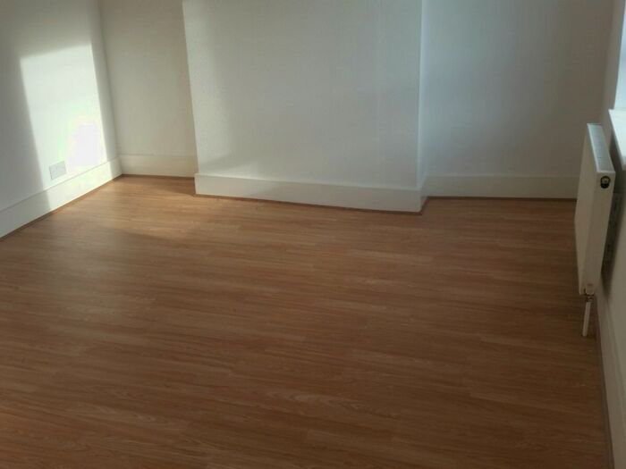 3 Bedroom Terraced House To Rent In Carterhatch Road, Enfield, Middx, EN3