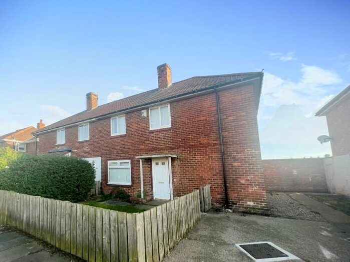 3 Bedroom Semi-Detached House To Rent In Roworth Road, Middlesbrough, TS3
