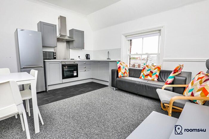 3 Bedroom House To Rent In Gambier Terrace, Liverpool, L1