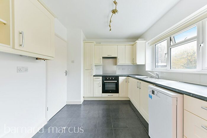 2 Bedroom Flat To Rent In Greystoke Gardens, London, W5