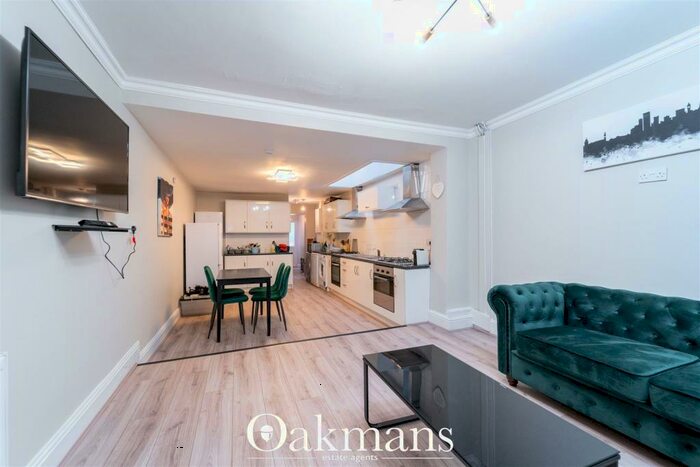 6 Bedroom House To Rent In Alton Road, Birmingham, B29