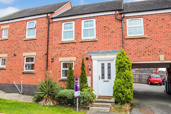 2 Bedroom Semi Detached House To Rent In Violet Close, Desborough, NN14