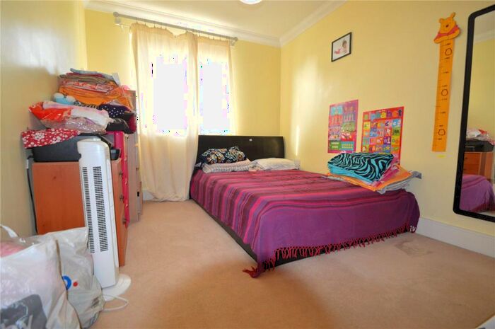 2 Bedroom Apartment To Rent In Leslie Park Road, Croydon, CR0