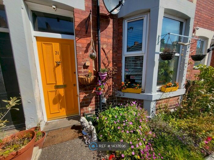 2 Bedroom Flat To Rent In King John Street, Newcastle Upon Tyne, NE6