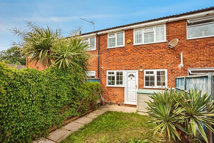 2 Bedroom Terraced House For Sale In Oak Tree Close, West Bridgford, Nottingham, Nottinghamshire, NG2
