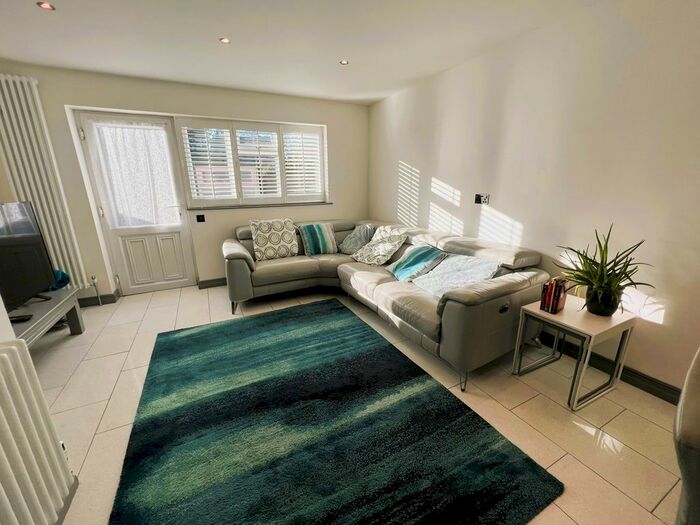 2 Bedroom End Of Terrace House To Rent In High Street, Harrold, Bedford, MK43